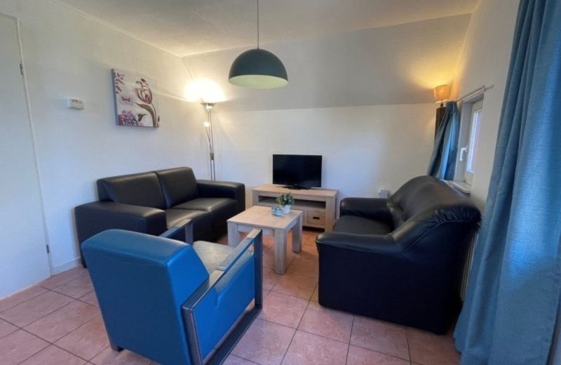 Huisje huren twente ruime woonkamer